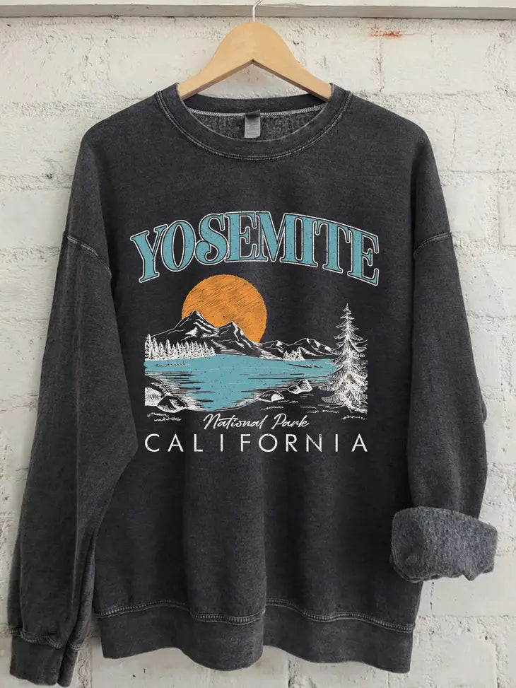 Yosemite California Graphic Printed Crewneck