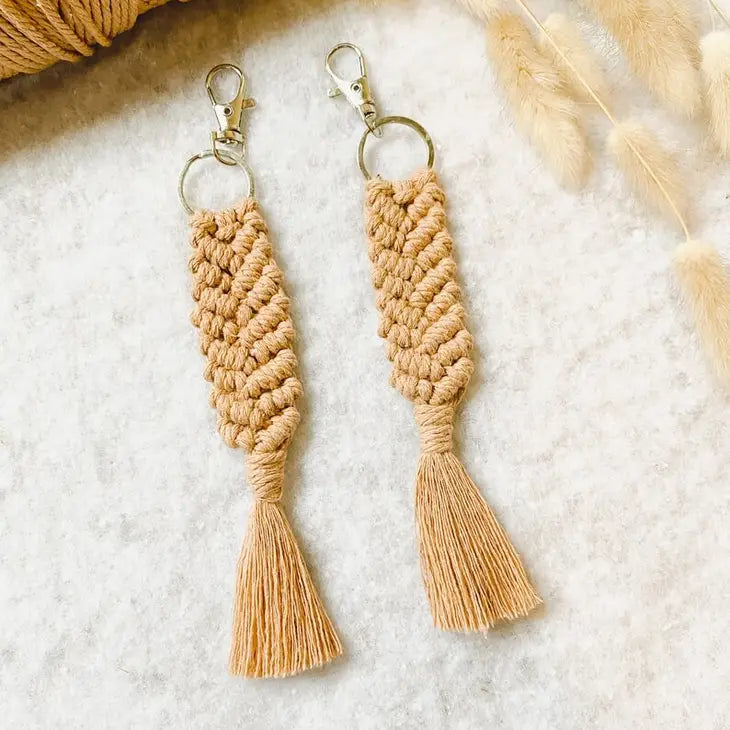 Macramé Keychain - Terra Cotta